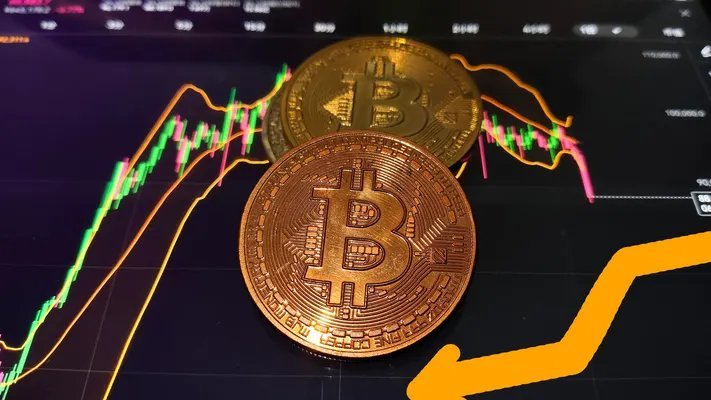 Crypto stocks down after bitcoin slump 