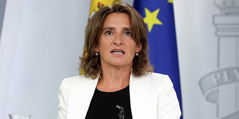 Trump's tariff threat challenges EU's resolve on Apple and Meta 