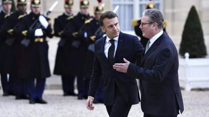 European leaders clash over Ukraine peacekeepers at Paris meeting 