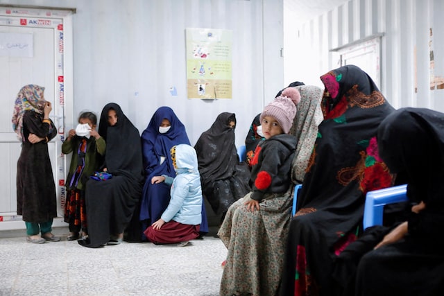 UN warns maternal deaths in Afghanistan may rise after US funding pause 