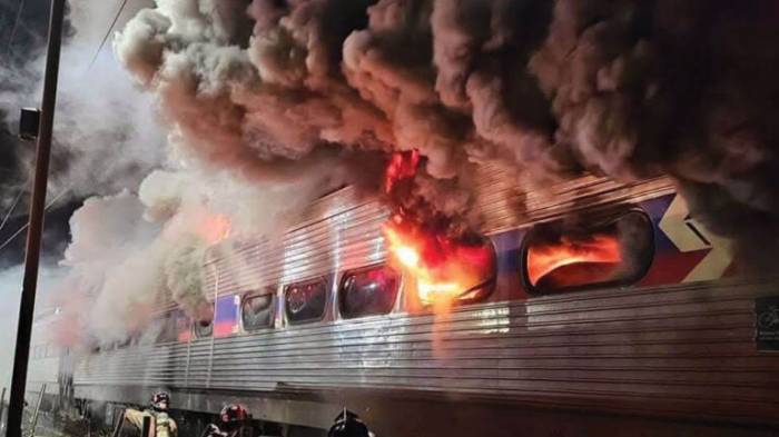 Passenger train catches fire in southeastern Pennsylvania, 350 passengers evacuated -  VIDEO 
