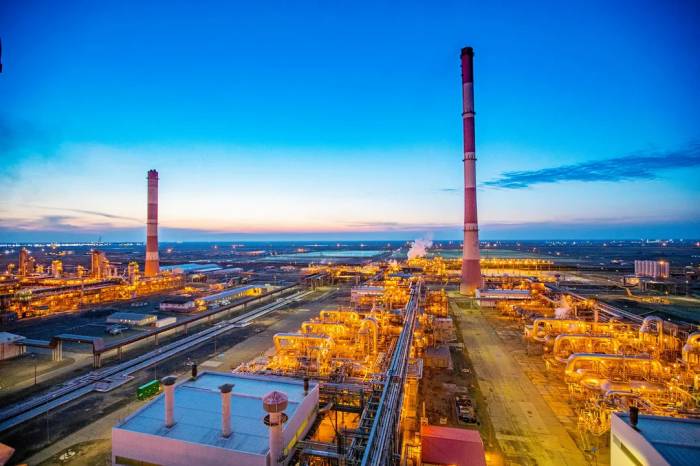 Chevron speeds up its expansion of Kazakhstan's Tengiz oilfield