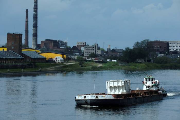 Lithuania cuts Russian power grid ties as Baltics prepare to link with EU 