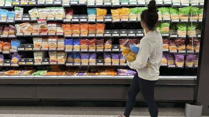 US inflation rises to 1.5-year high as consumer prices soar
