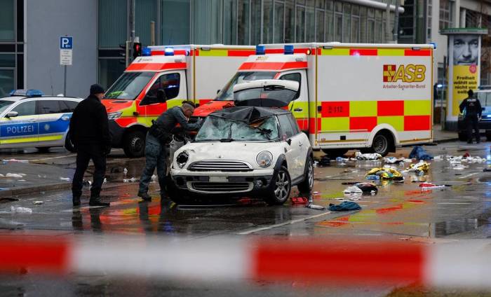 36 injured as car rams into crowd in Munich, police treat incident as attempted murder -  UPDATED -VIDEO 