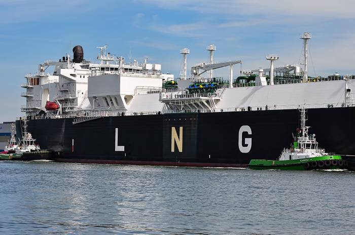 Pakistan approves extension of LNG deal with SOCAR Trading