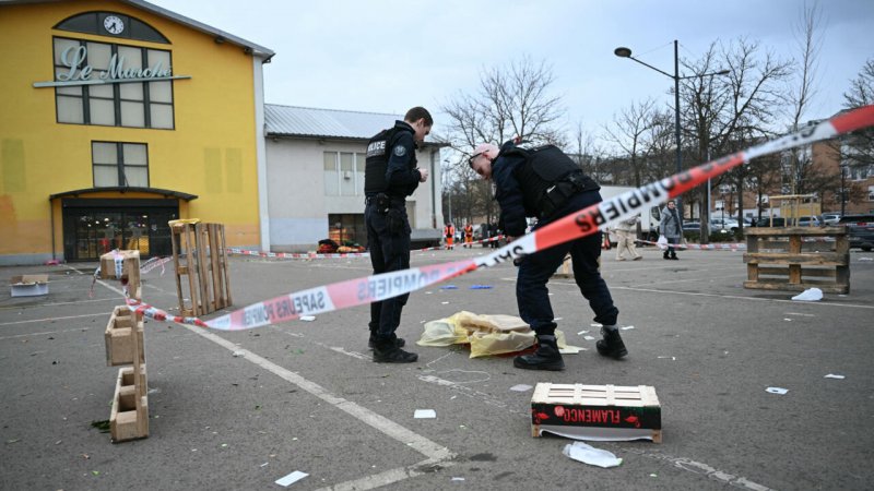 Knife attack kills one, injures several in E. France 