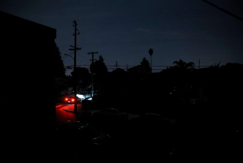 Chile capital plunged into darkness:  power outage 