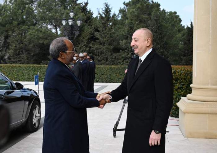 Baku hosts official welcome ceremony for Somalian president 