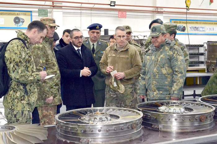 Foreign military attaches visit Azerbaijan Air Force’s aviation repair plant
