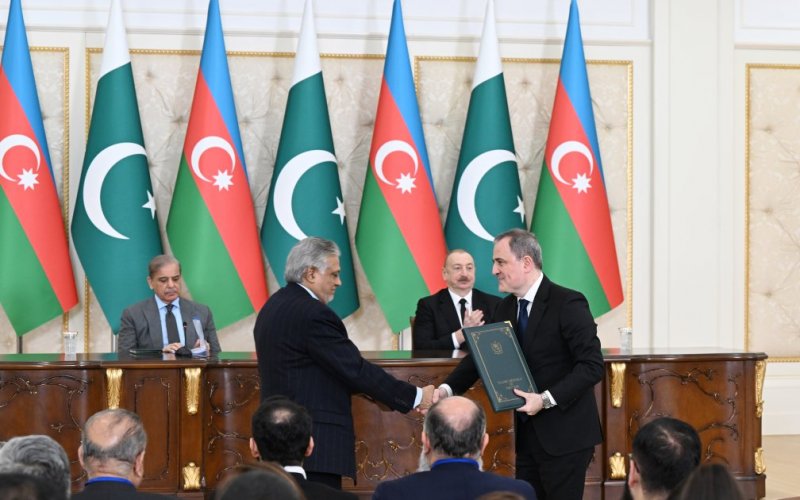 News about - Azerbaijan, Pakistan exchange signed documents
