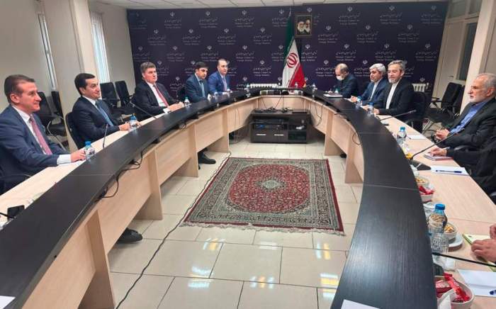 Hikmat Hajiyev discusses cooperation matters with the head of Iran's Foreign Relations Council