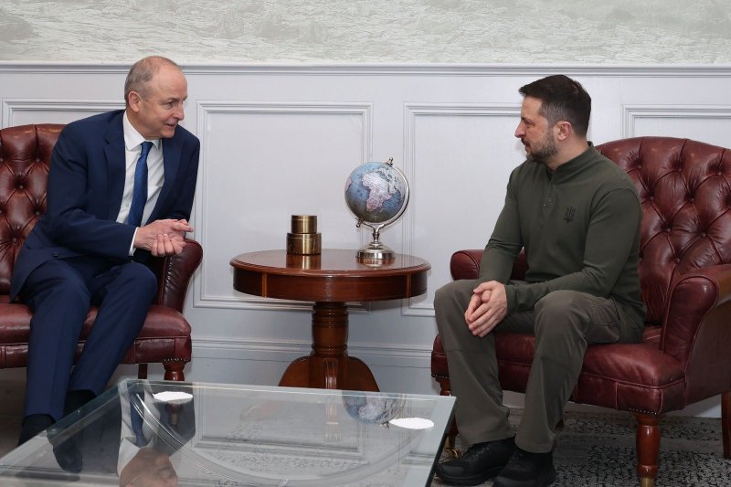 Irish premier reaffirms unwavering support for Ukraine to Zelenskyy 