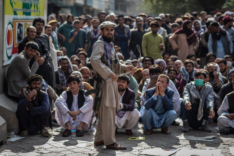 Taliban publicly flog man in Takhar over adultery charge