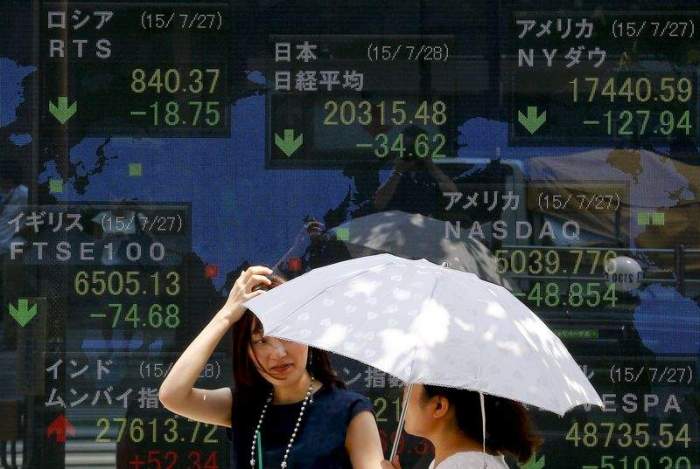 Asia stocks rise on AI optimism, US-China tensions cap gains 
