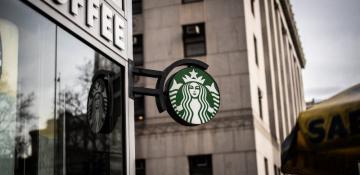 Starbucks cuts 1,100 jobs worldwide to enhance efficiency 