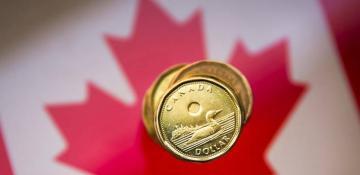 Canadian dollar hits lowest level since 2003