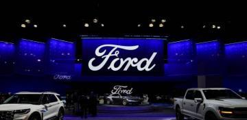 Ford beats earnings expectations, cautious 2025 outlook
