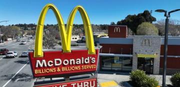 McDonald's sees biggest US sales drop in nearly five years
