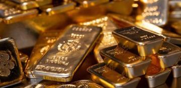 Gold stays near record high amid geopolitical tensions
