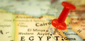  Is Egypt shifting alliances? Who really controls investments in the country? 
