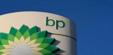BP to slash green investment and ramp up gas and oil 
