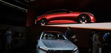 Mercedes-Benz earnings down by 40%