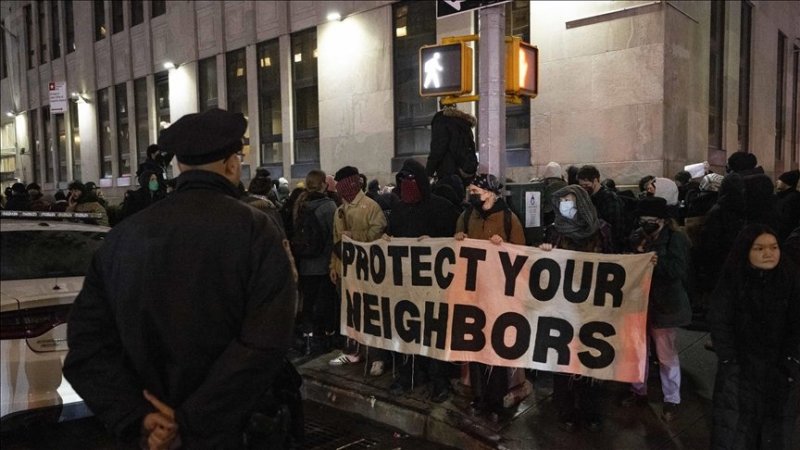 US judge halts Trump-era immigration raids at some religious sites