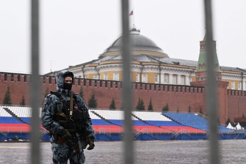 Russia's FSB thwarts terrorist plot to attack Moscow synagogue, subway