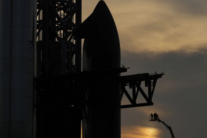 Last-minute problems with SpaceX’s mega rocket Starship forces delay of latest test flight 