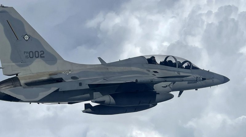 Philippine fighter jet goes missing during combat mission
