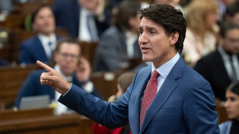 Trudeau blasts Trump's dumb tariffs in direct message 