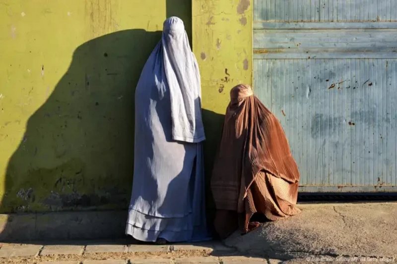 Taliban says Afghan women's rights are protected 