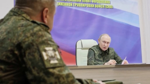 Putin, in military fatigues, orders swift defeat of Ukrainian forces in Kursk 