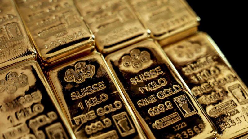 Gold hits record $3,000 mark twice in one week as tariff concerns rise