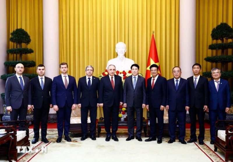 News about - Azerbaijan's Prosecutor General visits Vietnam 