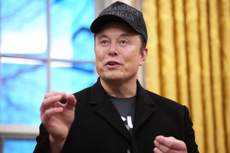 Elon Musk claims to know why the Trump admin Signal leak happened 