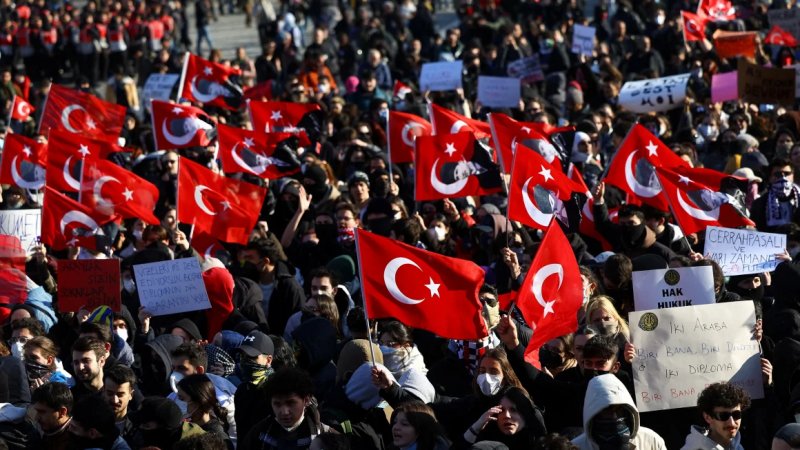  What drives the current wave of protests in Türkiye?