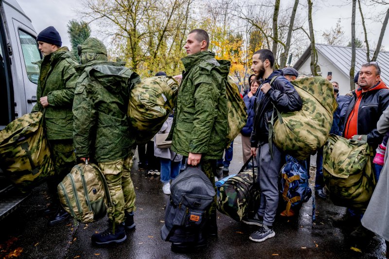 Putin plans to conscript 160,000 more Russians for war with Ukraine 