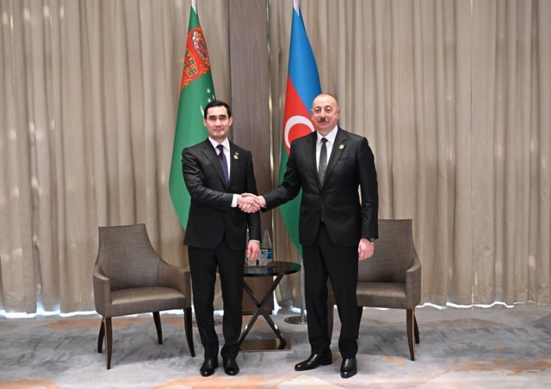 Turkmen president congratulates Azerbaijani leader on Ramadan holiday 