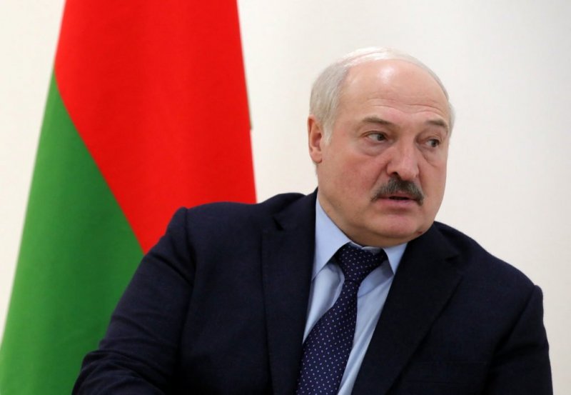 Lukashenko signs Belarus-Russia security treaty into law 