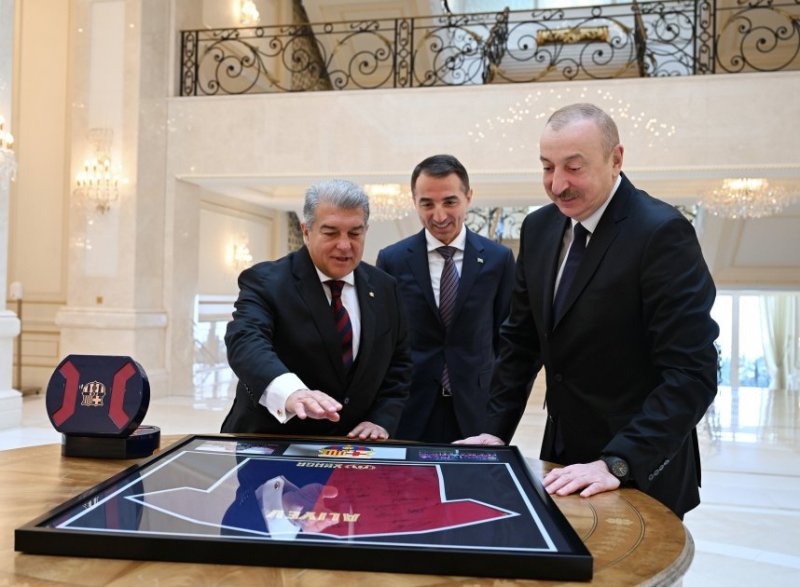 News about - President Ilham Aliyev receives FC Barcelona president
