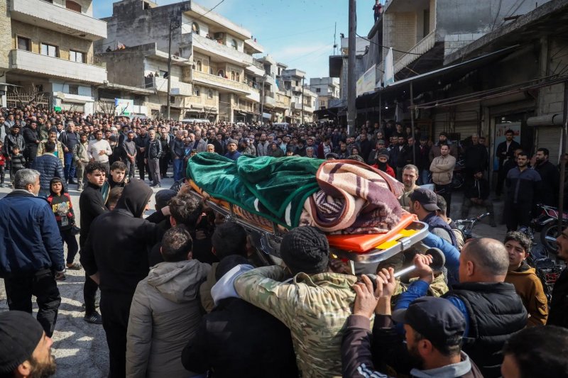 Syria civilian death toll rises to 830 in clashes 