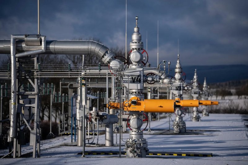 Europe's gas reserves reach lowest level in three years 