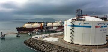 China's LNG imports hit five-year low as demand weakens