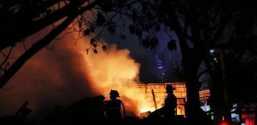 4 dead in Philippine capital residential fires 