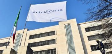 Stellantis pledges to boost US car production, thanks Trump for tariff relief