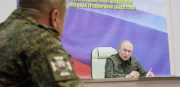 Putin, in military fatigues, orders swift defeat of Ukrainian forces in Kursk 