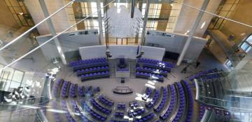 German parliament to vote on historic spending surge 