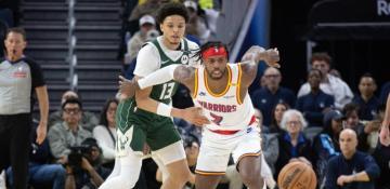 Warriors rest Curry in win over Bucks as he deals with back strain
